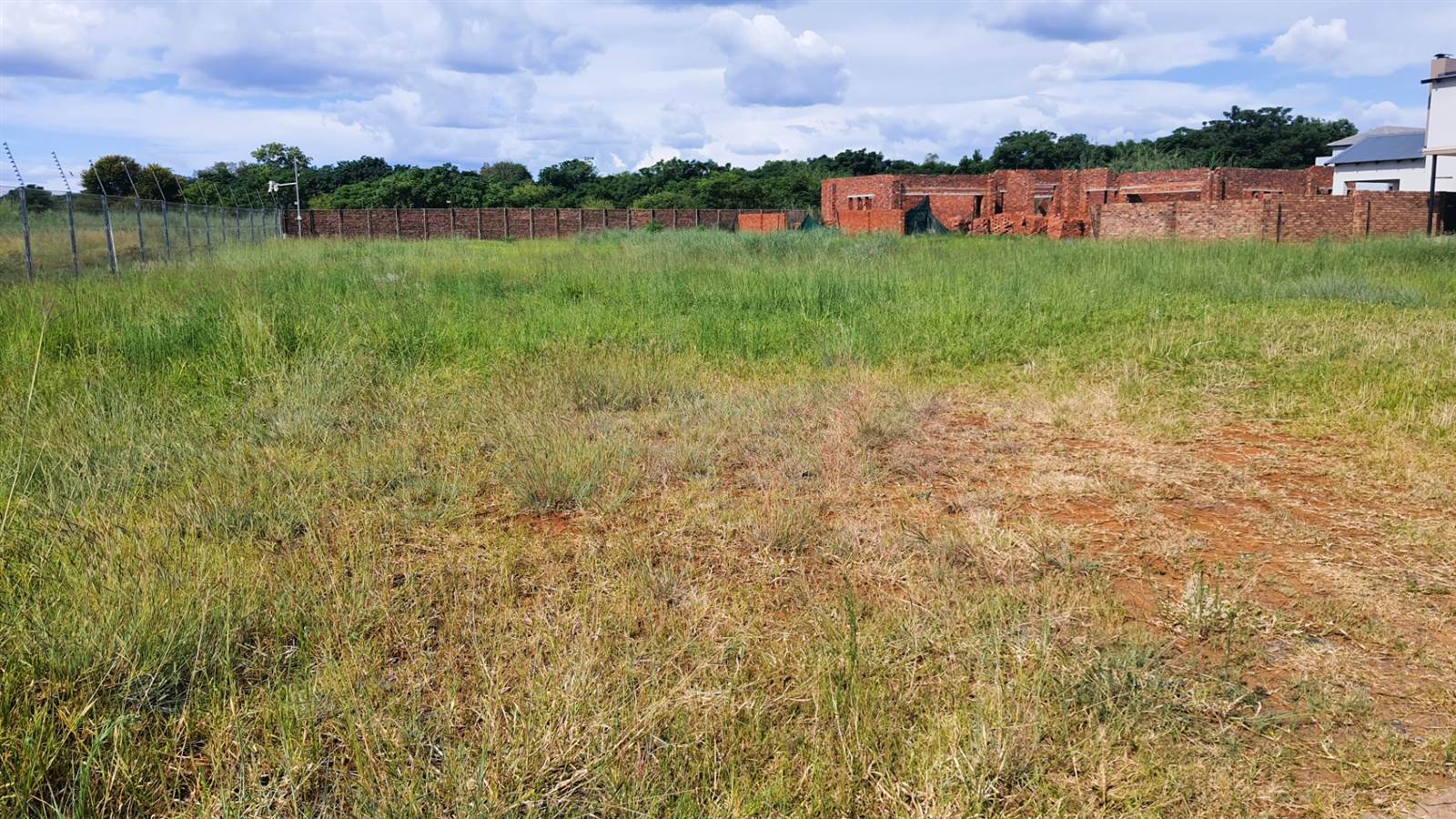 653 m² Land available in Derdepoort photo number 9