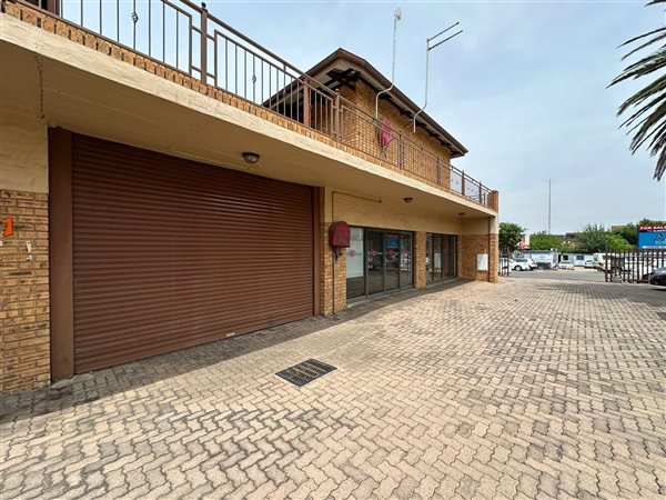 113  m² Commercial space in Alberton