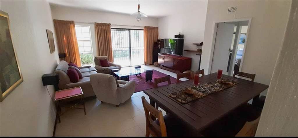 2 Bed Townhouse in Rivonia photo number 14