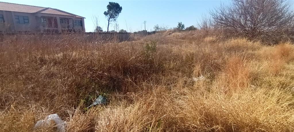 599 m² Land available in Flamwood photo number 3