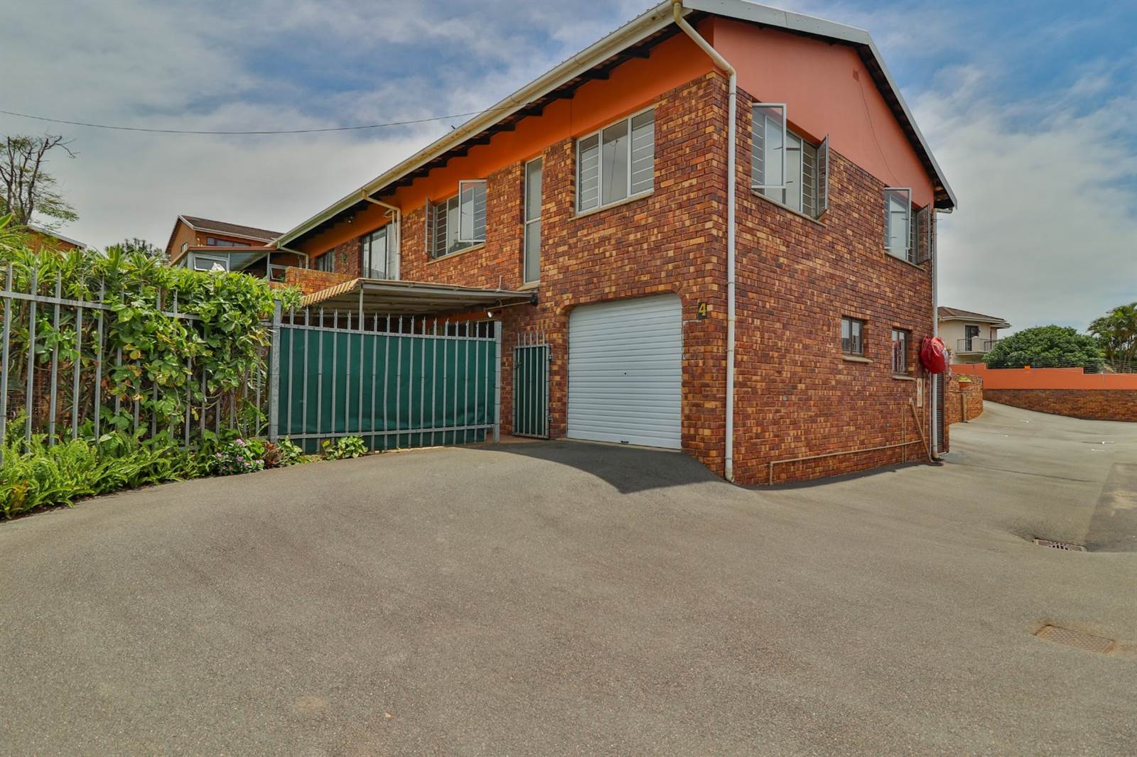 3 Bed Townhouse in Doonside photo number 25