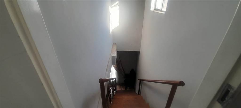 3 Bed House in Kwaguqa photo number 9