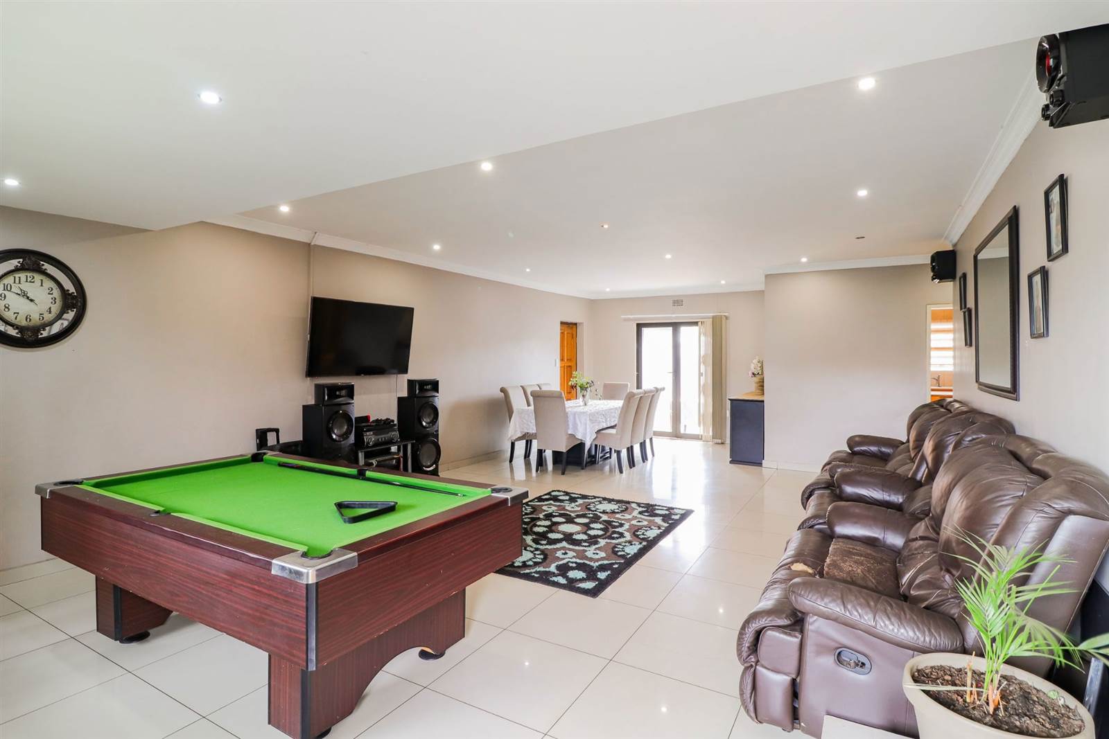 3 Bed House in Lenasia South photo number 9