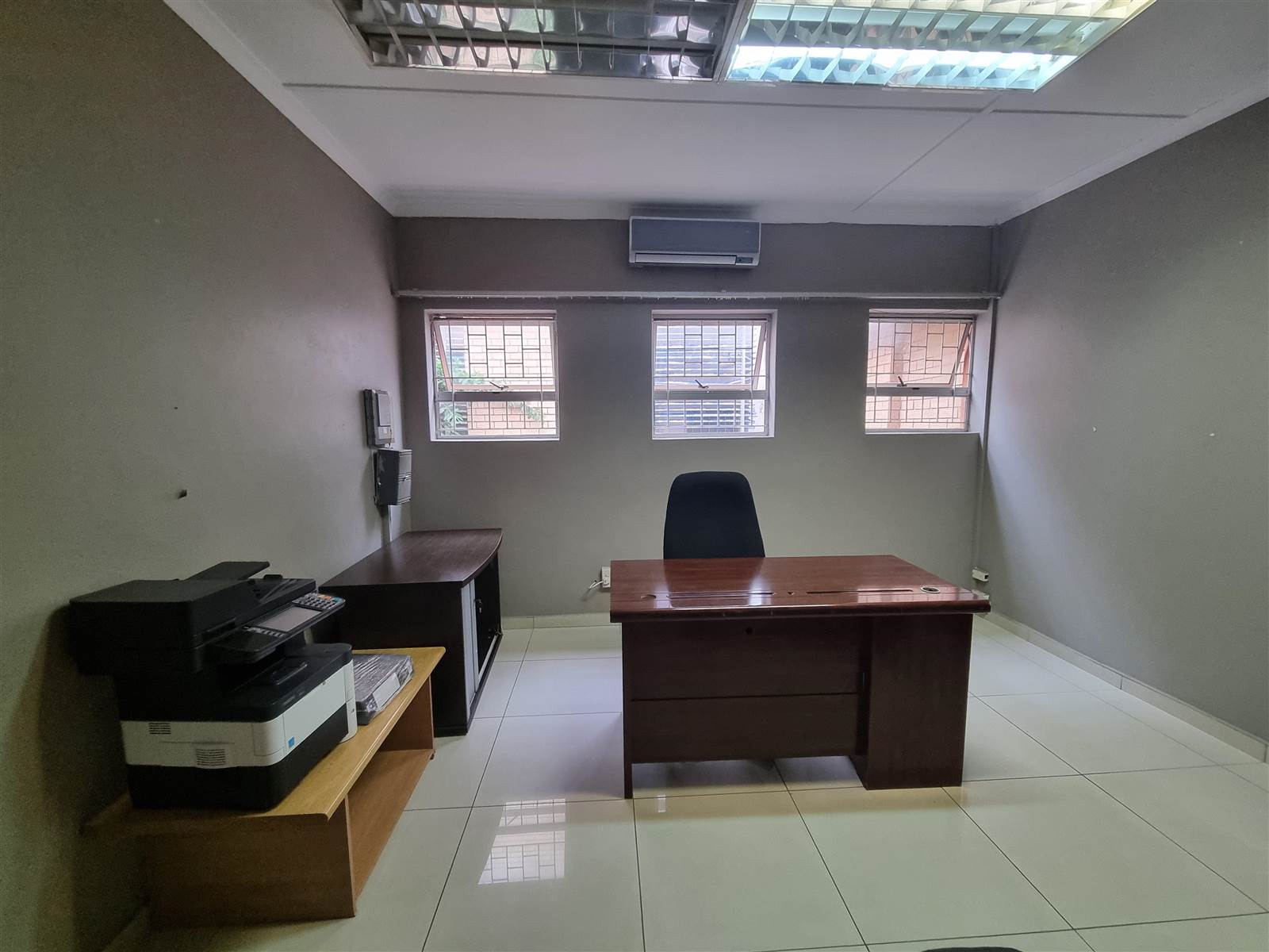 1010  m² Commercial space in Port Shepstone photo number 16
