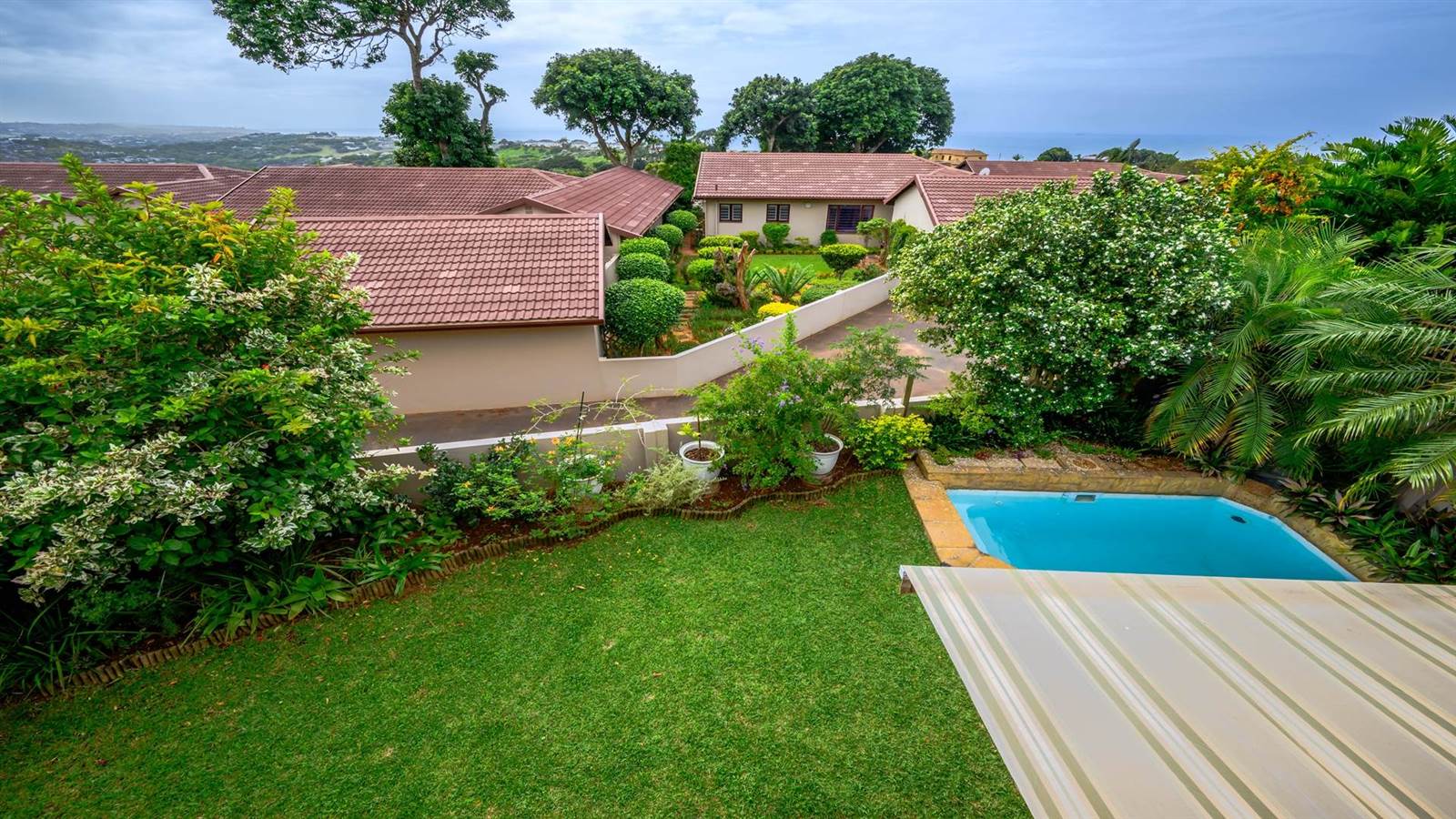 3 Bed Townhouse in Ballito photo number 4