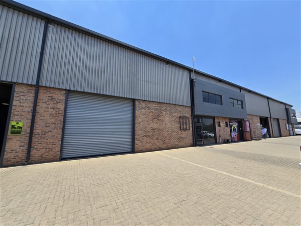 430  m² Industrial space