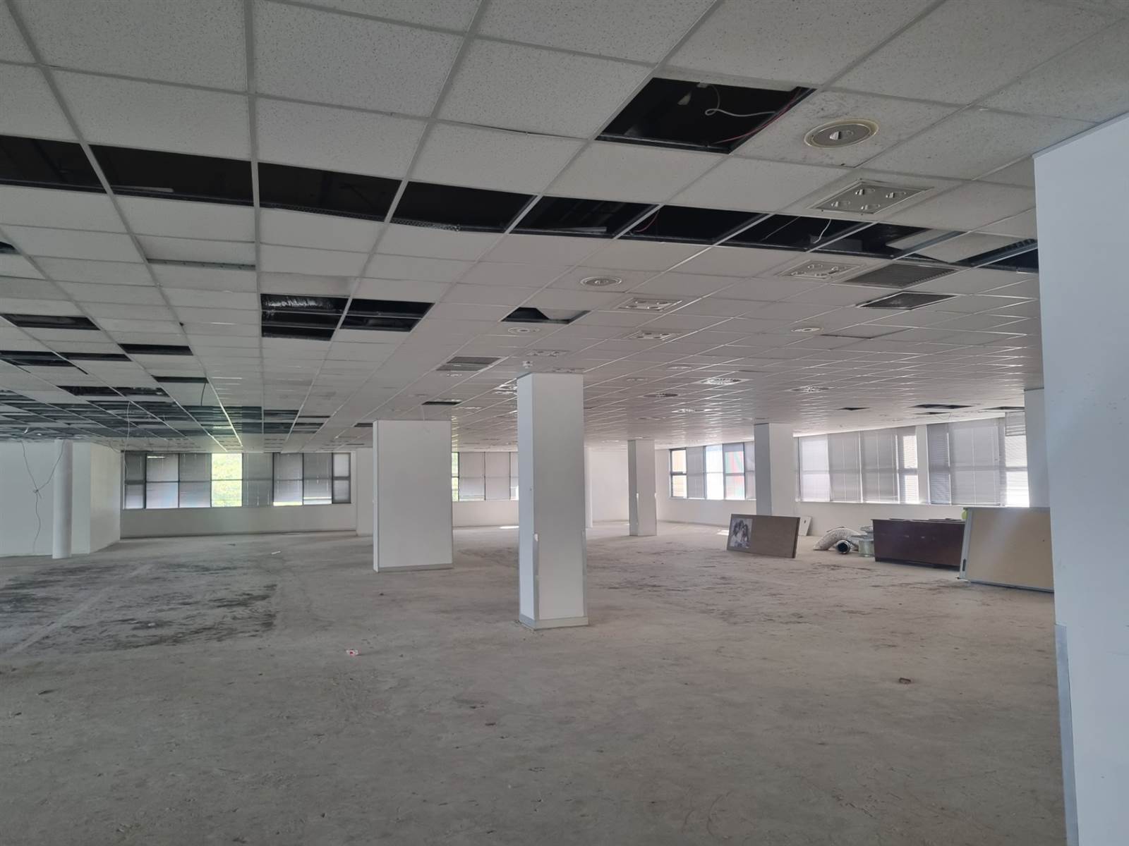 1000  m² Office Space in Pietermaritzburg Central photo number 2