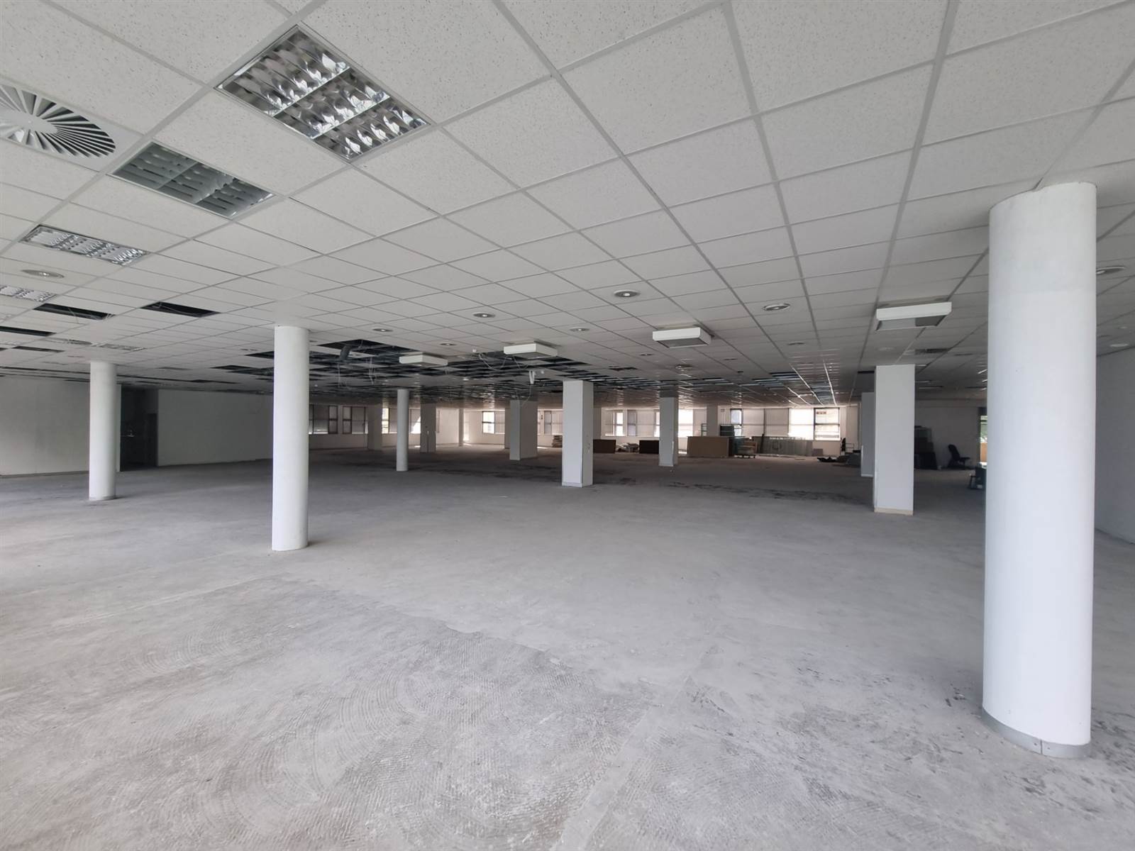 1000  m² Office Space in Pietermaritzburg Central photo number 5