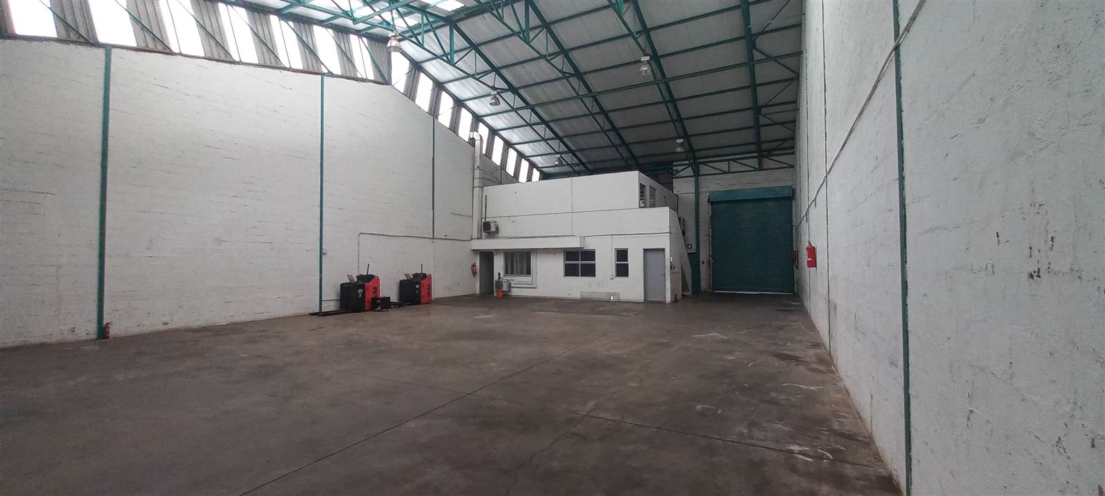 448  m² Industrial space in Caversham Glen photo number 2