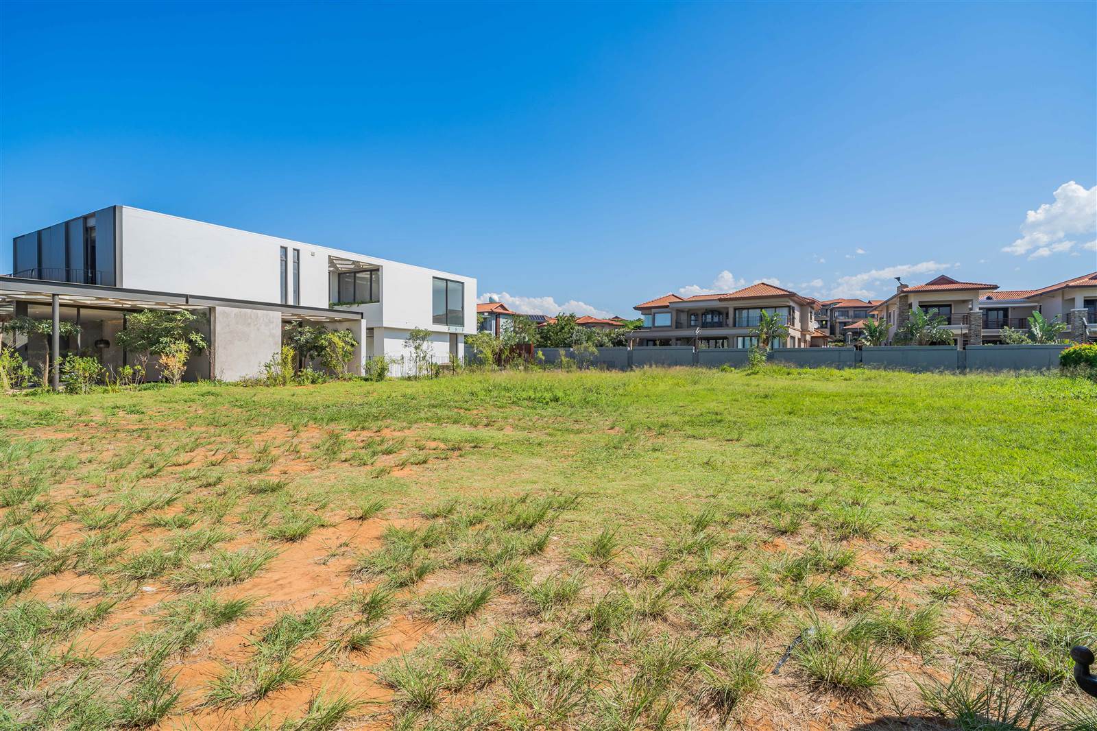1097 m² Land available in Umhlanga Rocks photo number 3
