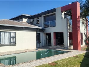 3.5 Bed House in Aerorand