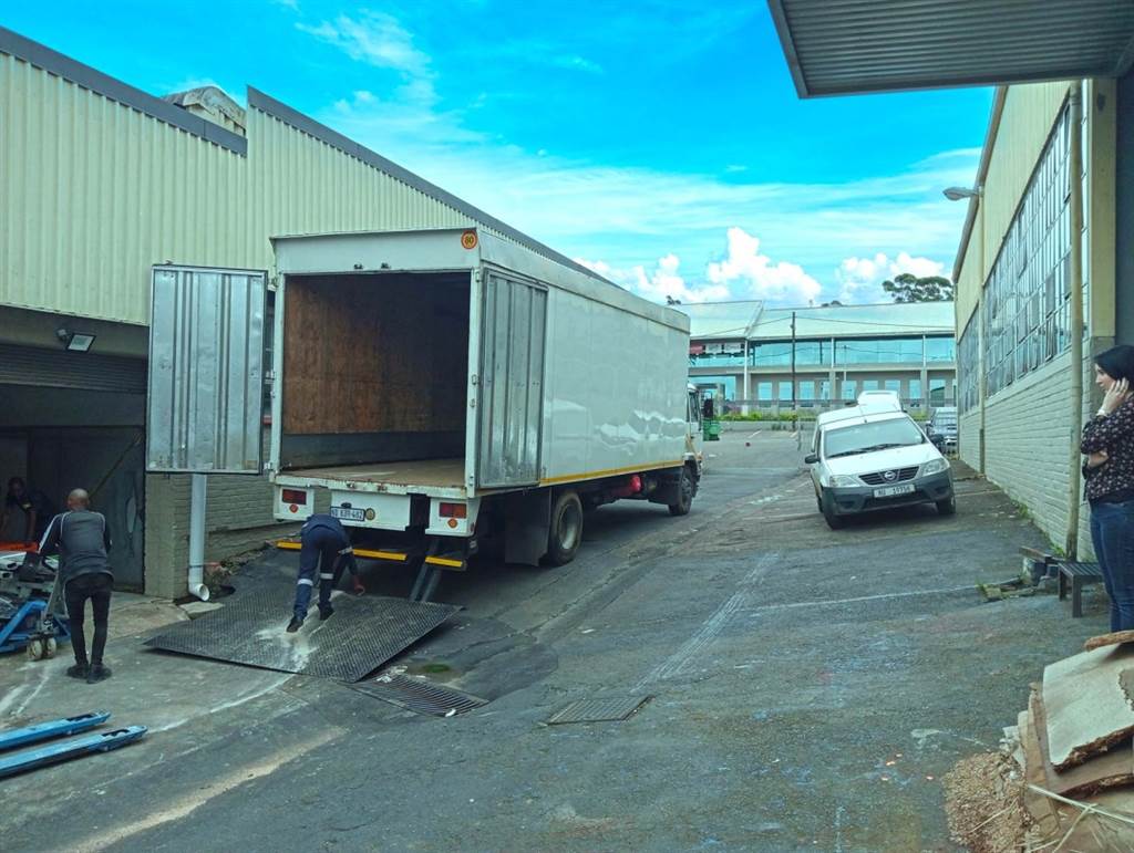 298  m² Industrial space in Pinetown Central photo number 4