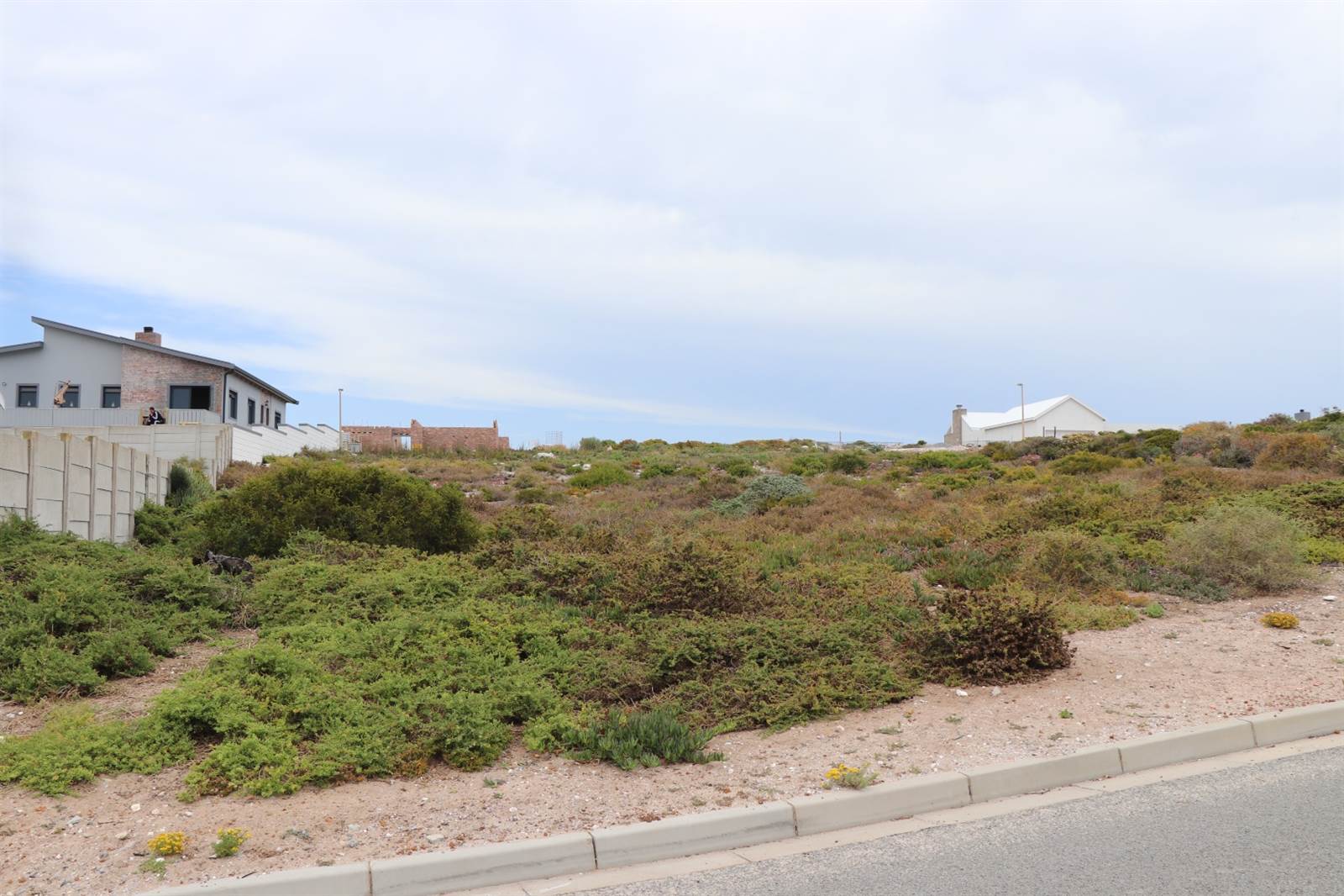 807 m² Land available in Yzerfontein photo number 8