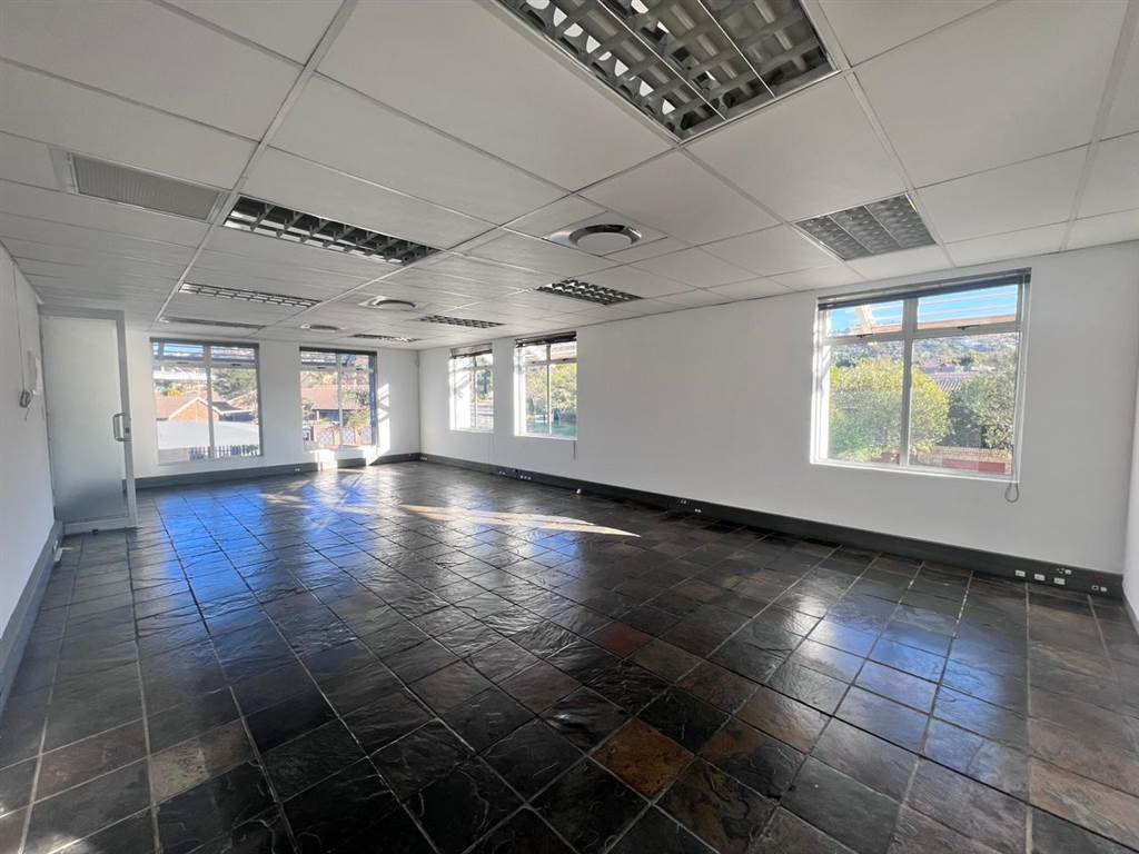 442  m² Commercial space in Constantia Kloof photo number 23