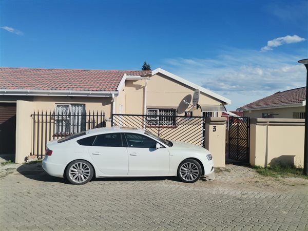 3 Bed Townhouse in King Williams Town