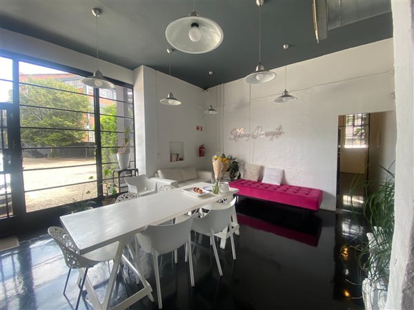 228 m² Office Space 228 m² Office Space