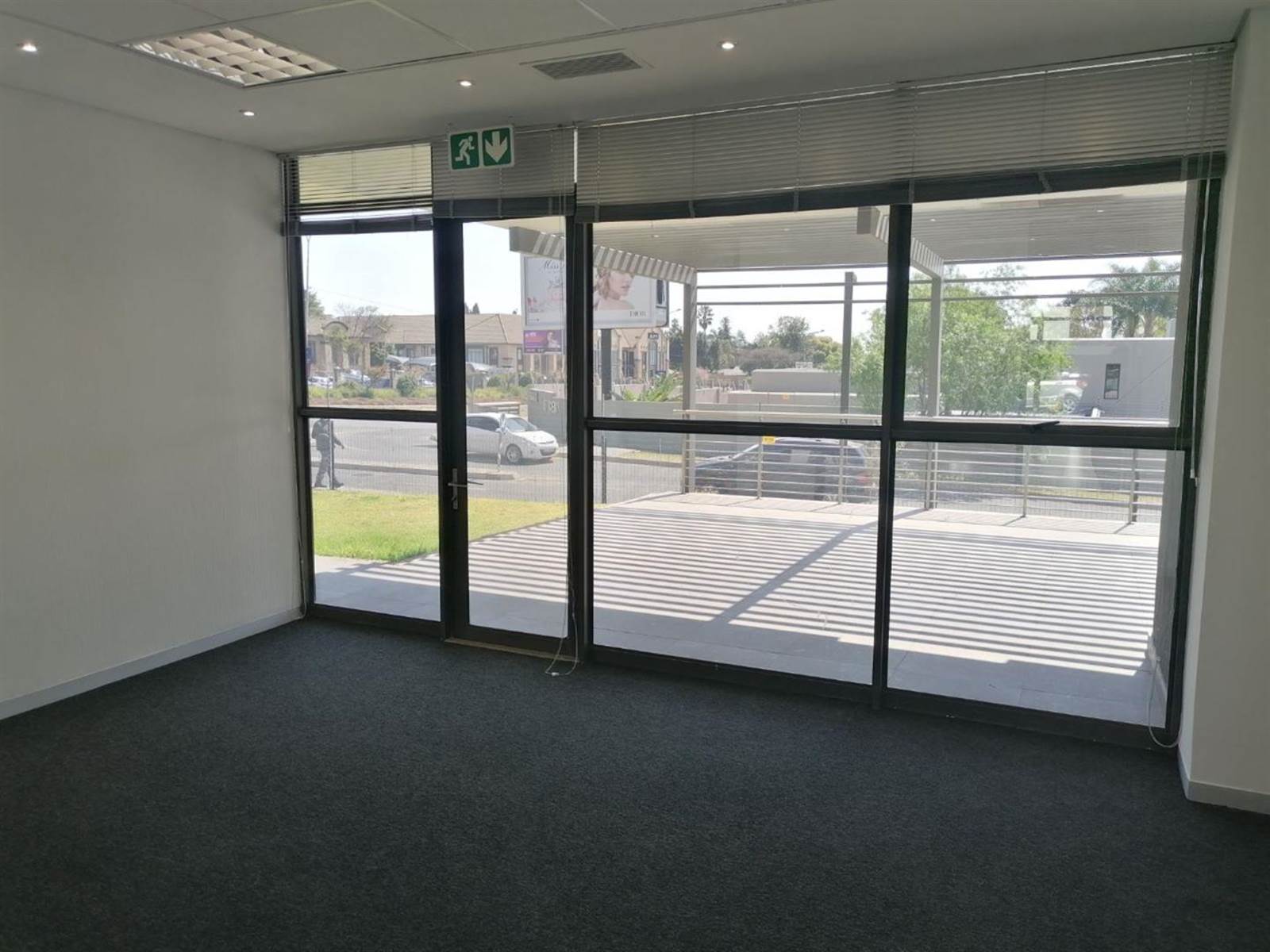 652  m² Commercial space in Bryanston photo number 8