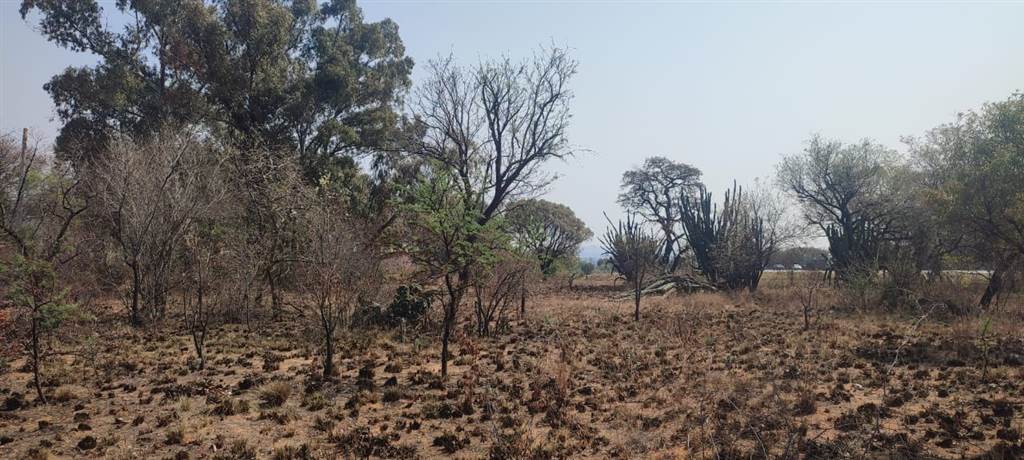 1.5 ha Land available in Rustenburg Central photo number 2