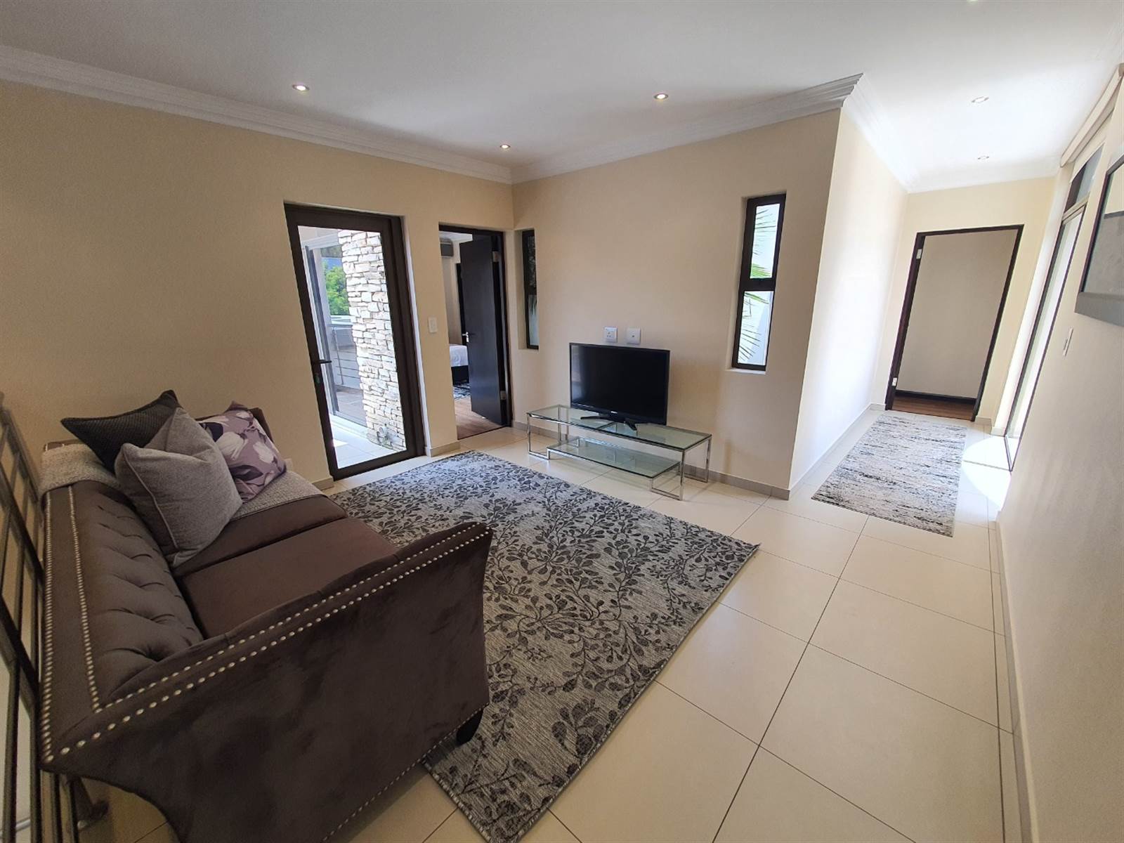 4 Bed House in Ebotse Estate photo number 20