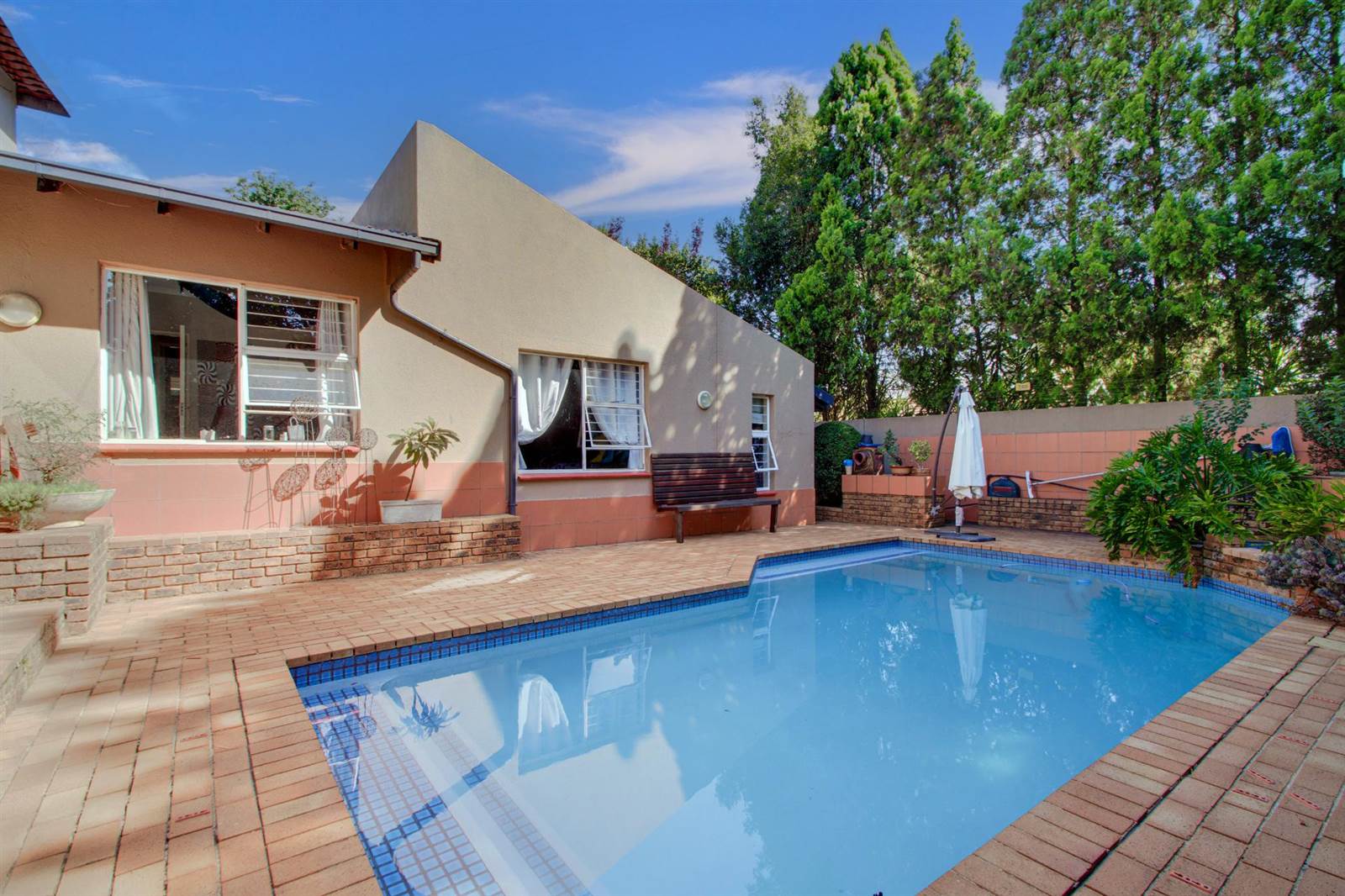 3 Bed House in Douglasdale photo number 15
