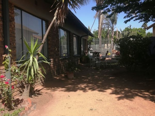3 Bedroom House 3 Bedroom House