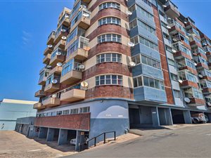 Flat in Amanzimtoti