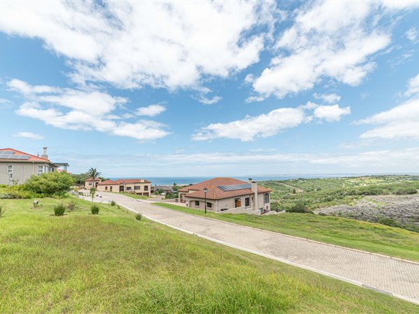 448 m² Land