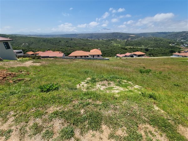 819 m² Land