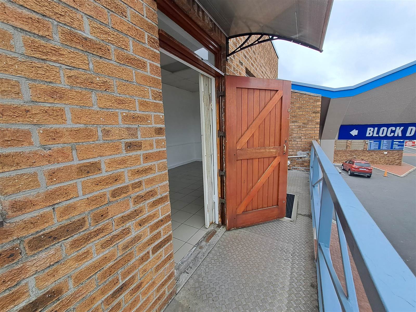 70  m² Commercial space in Ndabeni photo number 2