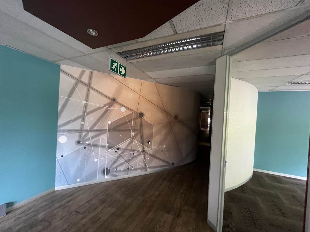1211  m² Commercial space in Parktown photo number 15