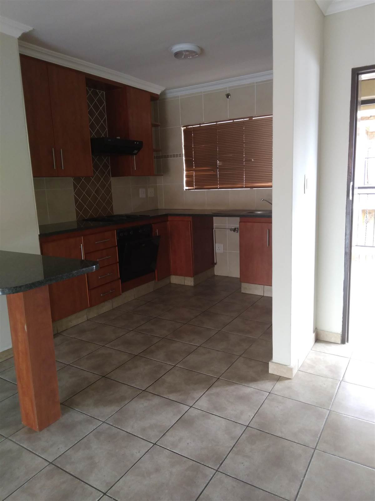 2 Bed Apartment in Magalieskruin photo number 16