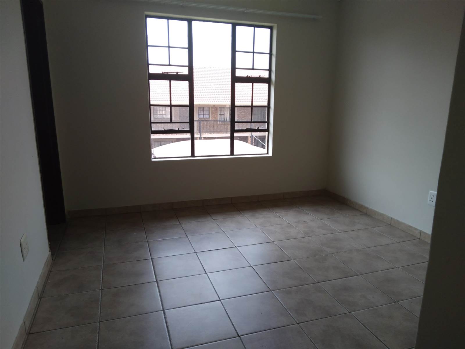 2 Bed Apartment in Magalieskruin photo number 26