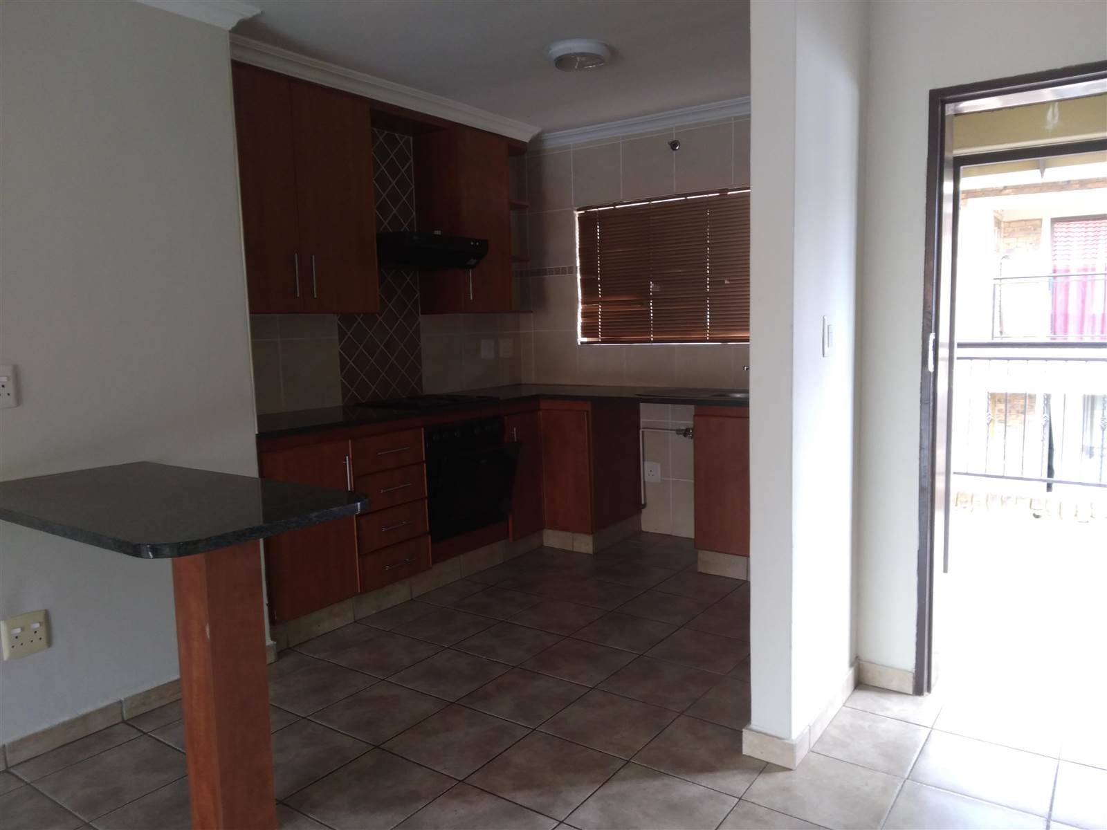 2 Bed Apartment in Magalieskruin photo number 15