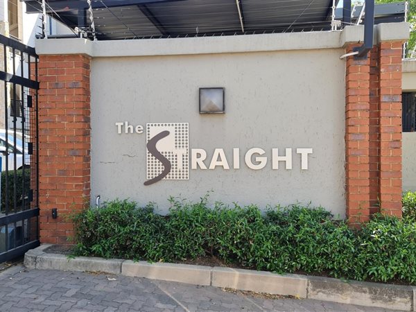 1 Bed Simplex in Lonehill