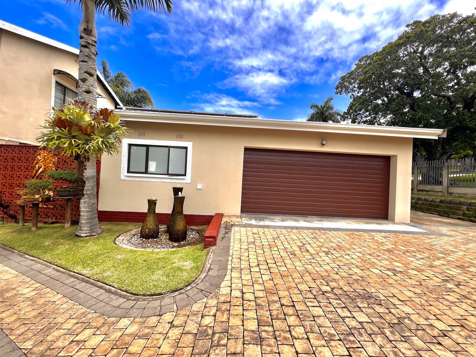 5 Bed House in Scottburgh South photo number 13