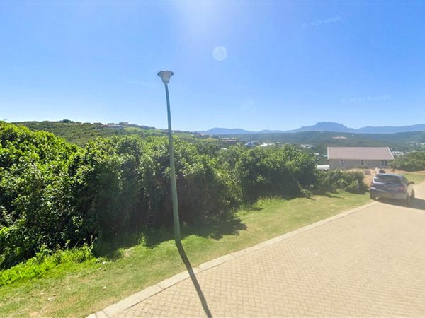 926 m² Land