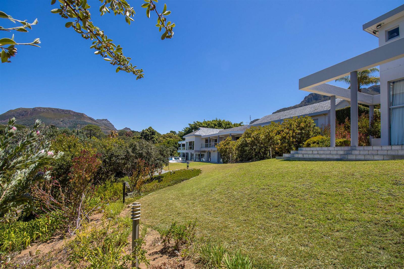 5 Bed House in Upper Constantia photo number 29