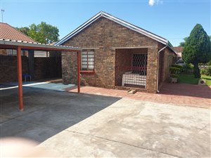3 Bed House in East Lynne