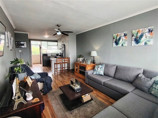 2 Bedroom Flat 2 Bedroom Flat