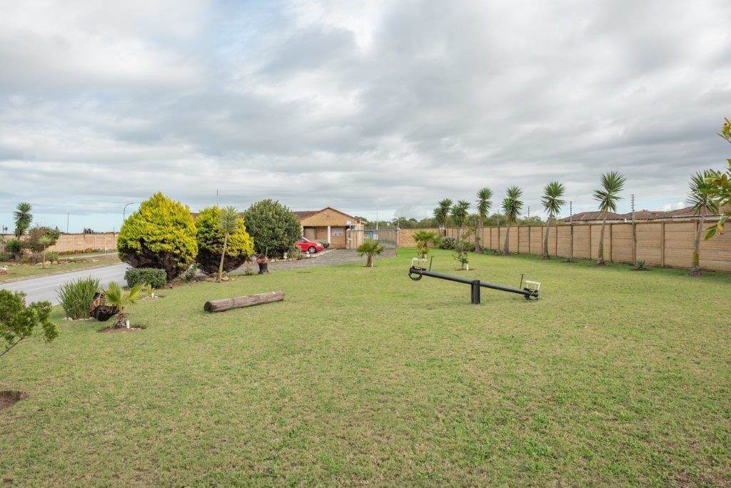 3 Bed Townhouse in Parsons Vlei photo number 26