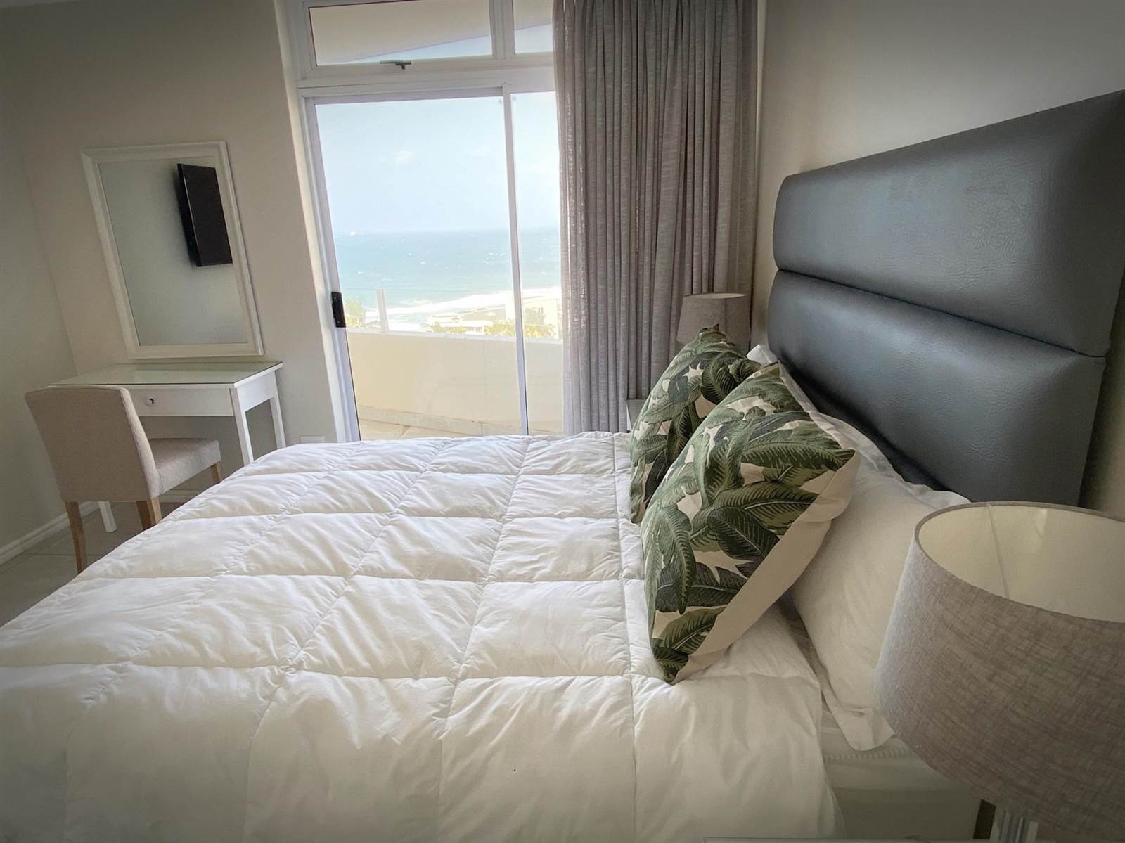 3 Bed Apartment in Umhlanga Rocks photo number 16