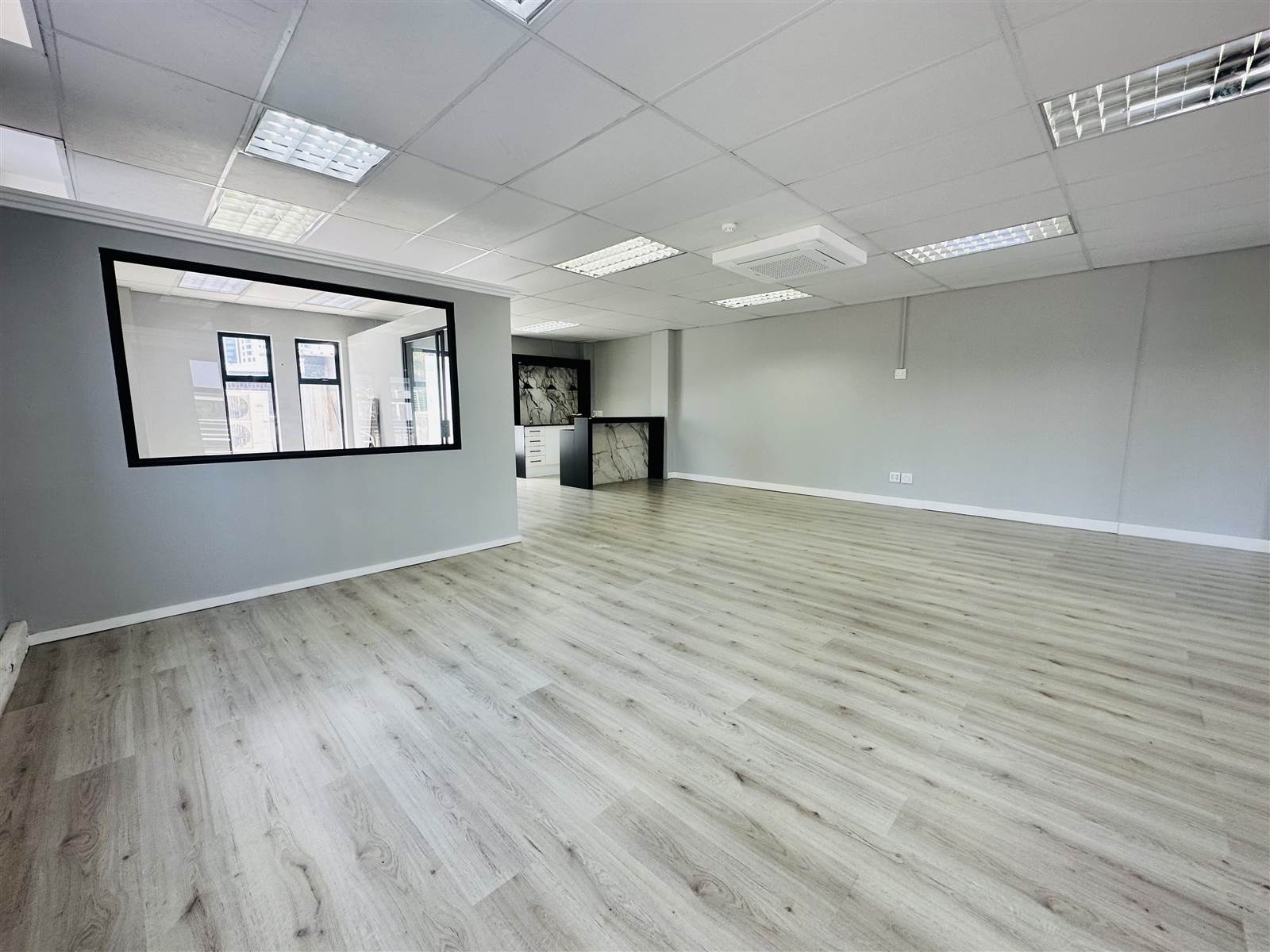 80  m² Commercial space in Umhlanga Ridge photo number 8