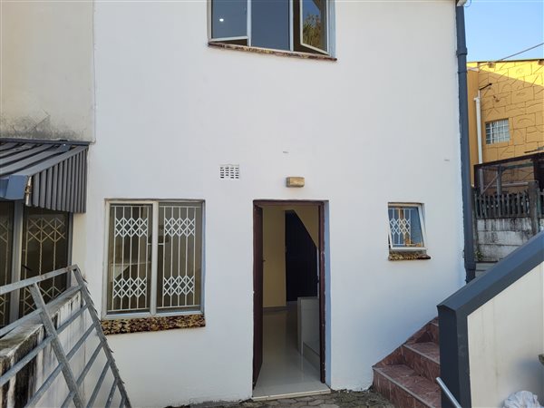 2 Bed House in Westcliff