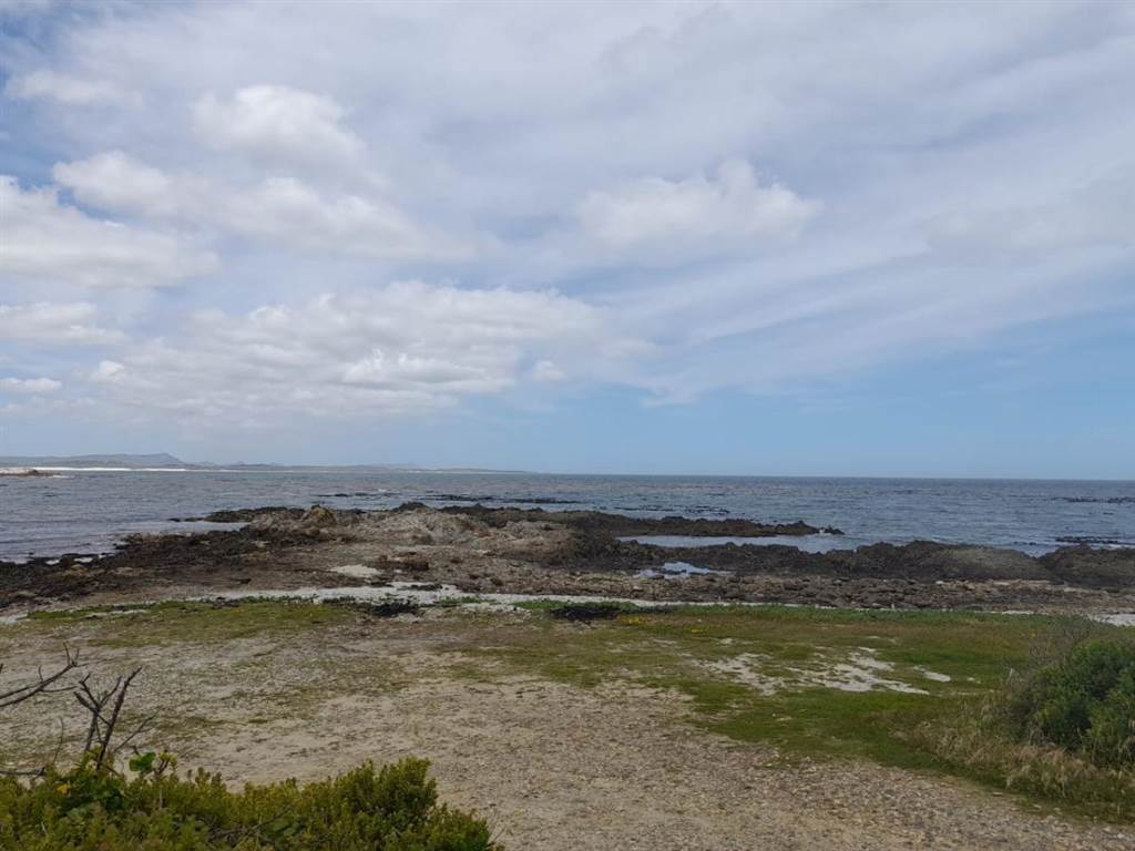 644 m² Land available in Franskraal photo number 9