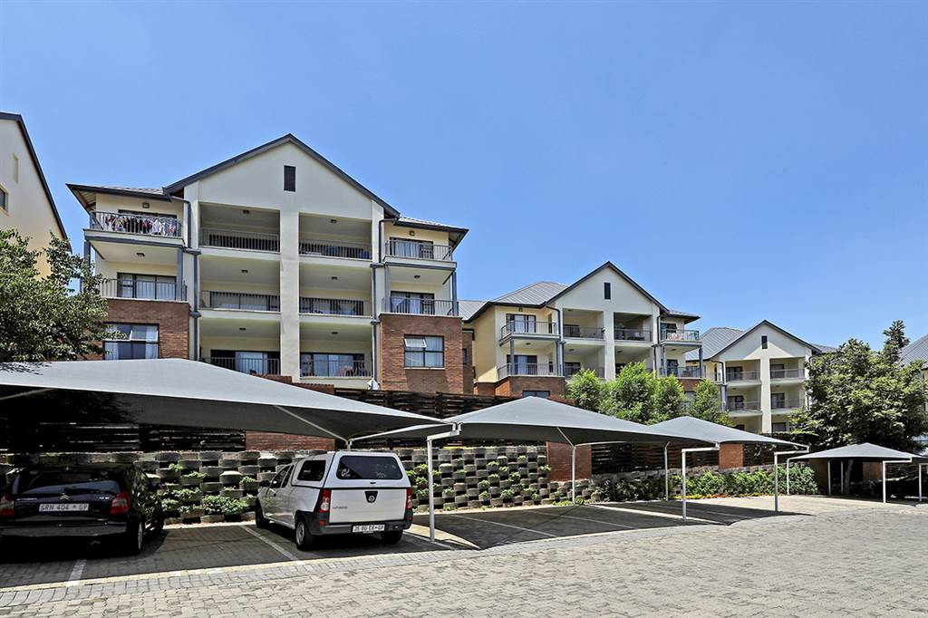 3 Bed Apartment in Kyalami photo number 23