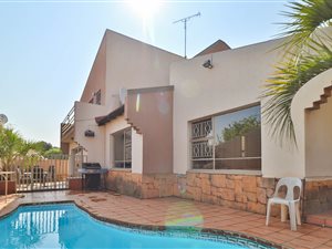 3 Bed Townhouse in Suideroord