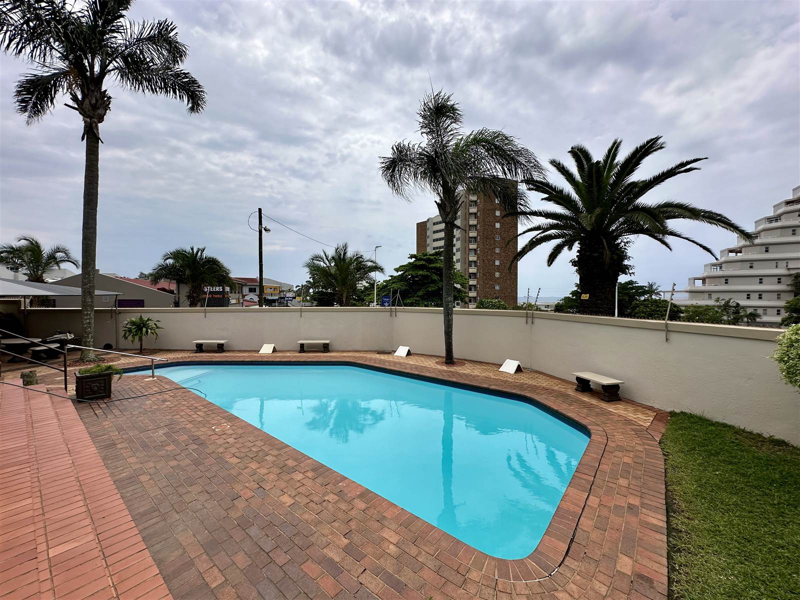 2 Bed Apartment in Umhlanga Rocks photo number 25