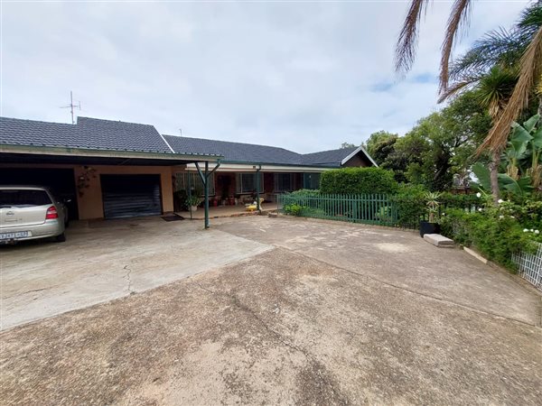 4 Bed House in Horizon View