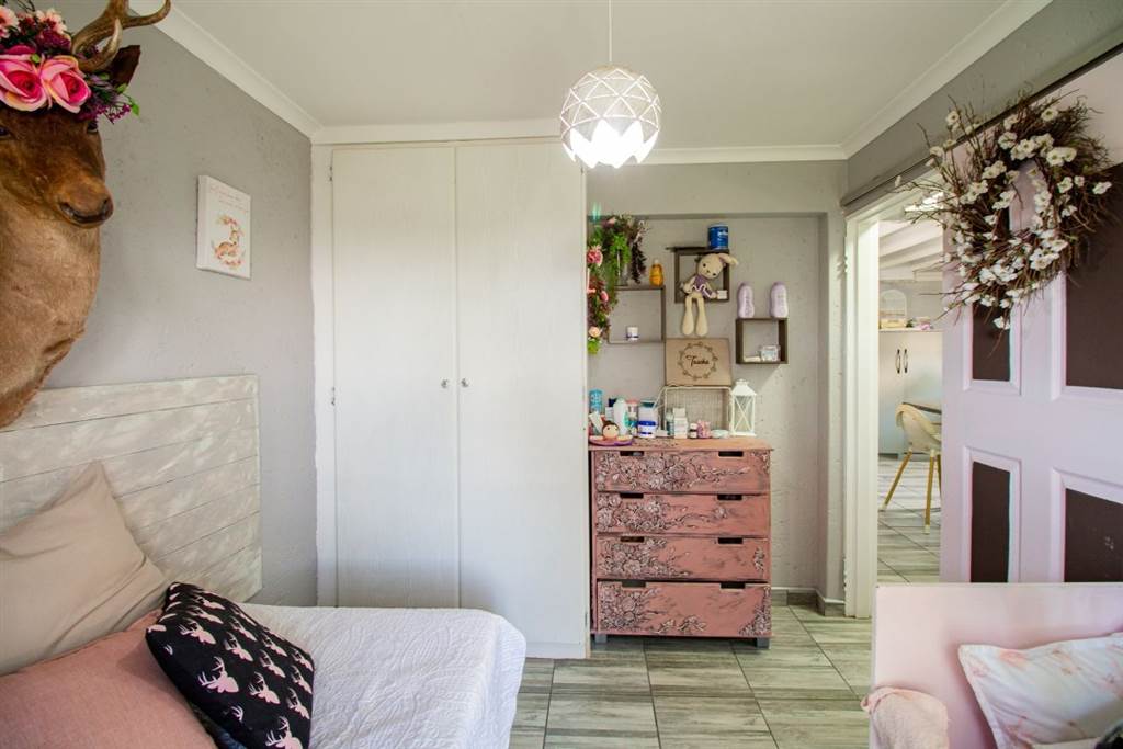 3 Bed House in Eveleigh photo number 11