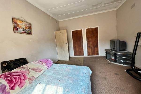 3 Bed House in Bezuidenhout Valley photo number 9